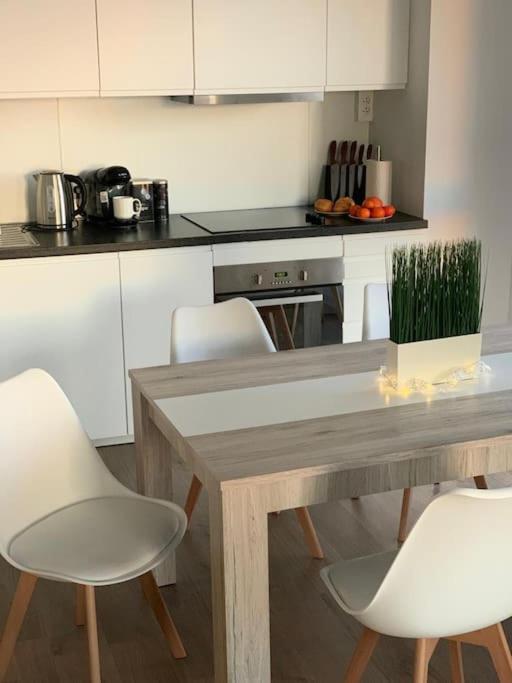 Apartamento Pourquoi Notre T3 Avec Parking Est Pour Vous ? Lila Exterior foto