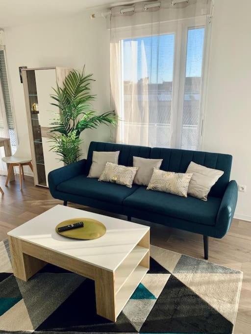 Apartamento Pourquoi Notre T3 Avec Parking Est Pour Vous ? Lila Exterior foto